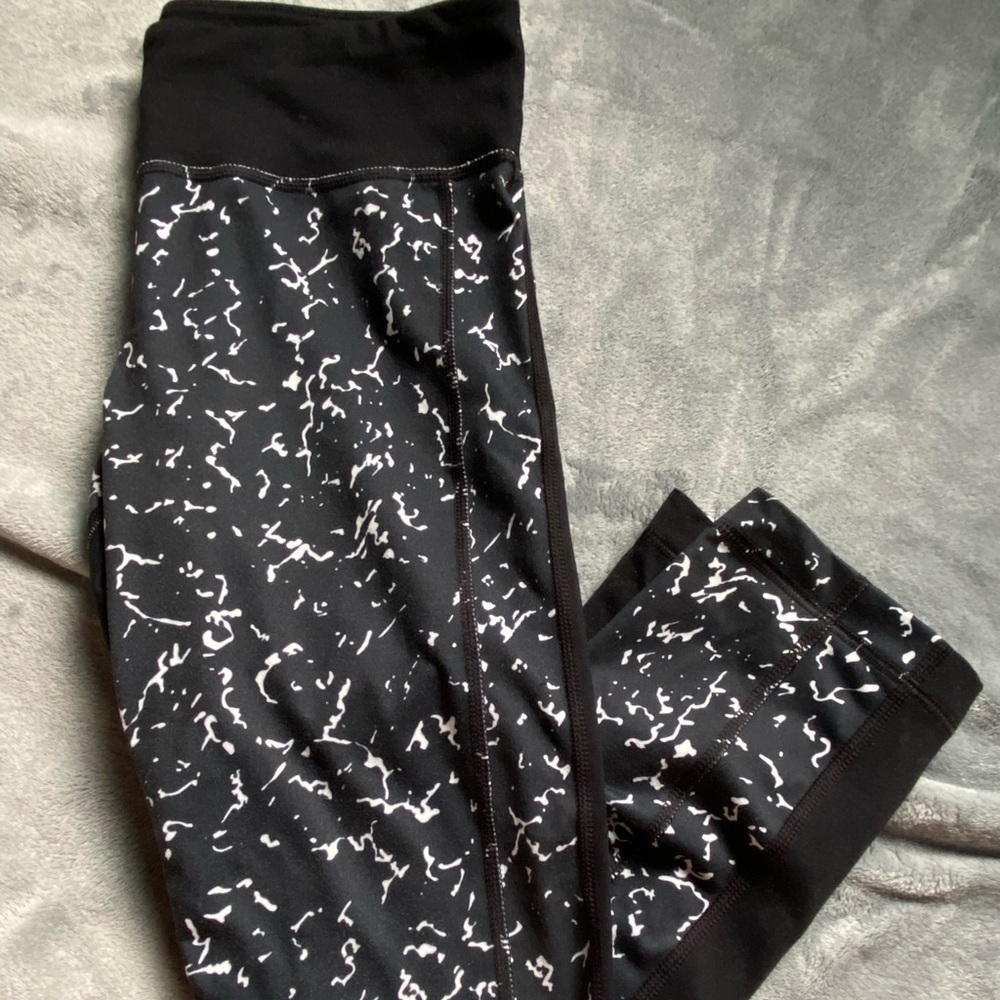 Women’s Under Armour leggings